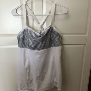 Lululemon tank